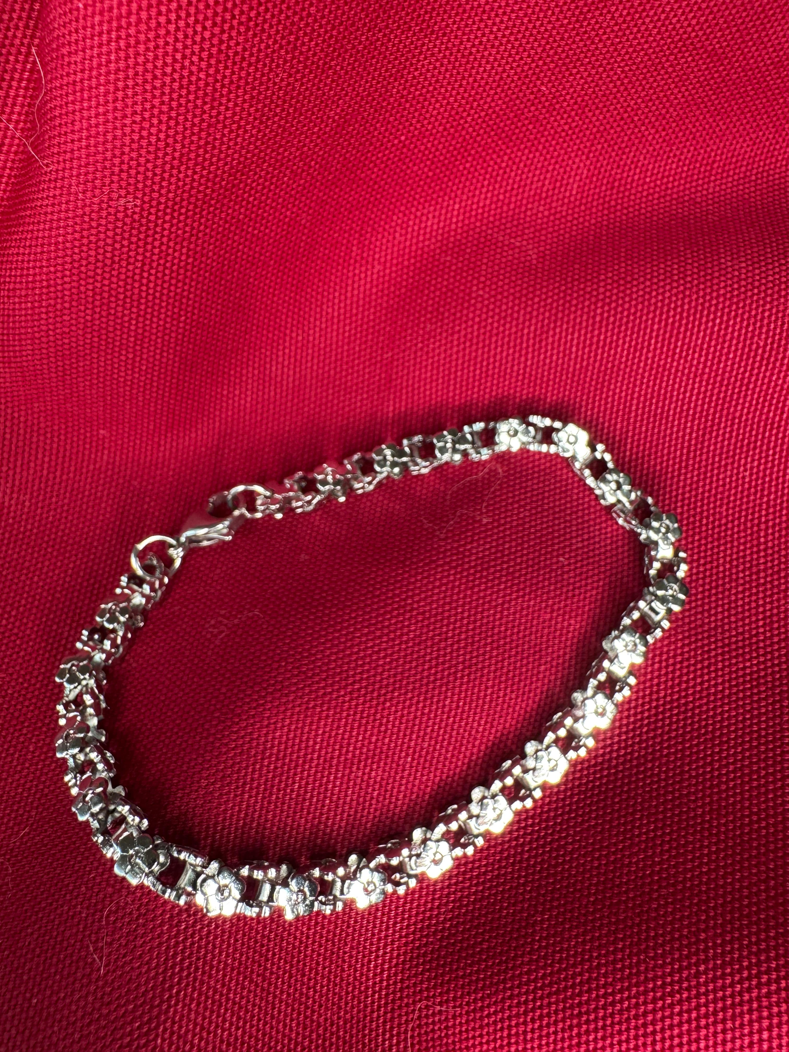 Collana "Prato Incantato" – Maglia a Margherite