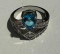 Anello con Acquamarina e Pietra Cristallina – Eleganza Retrò