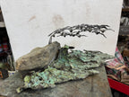 "Oltre l'Orizzonte" – Scultura Astratta in Metallo: Stormo in Volo Libero